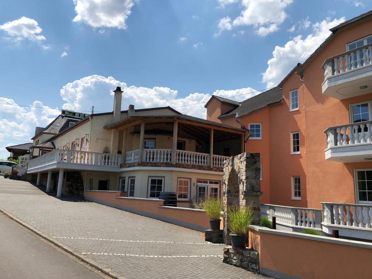 Hotel & Restaurant Bruehler Hof *