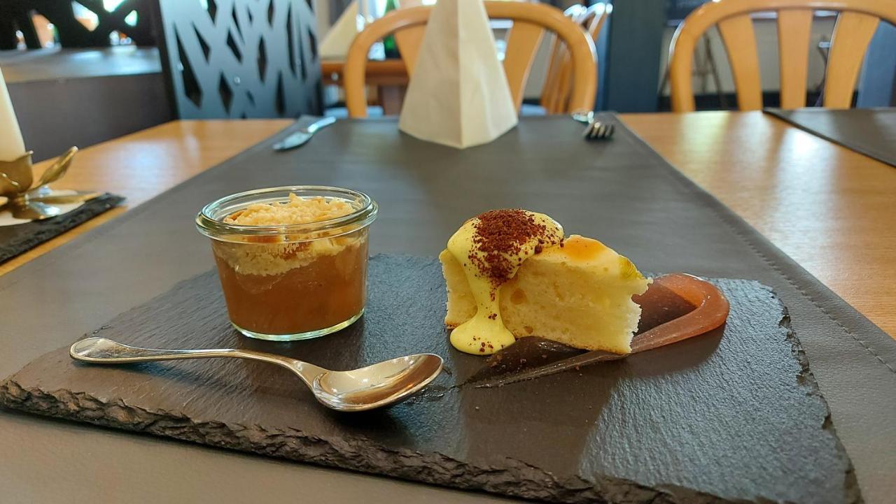 Hotel & Restaurant Bruehler Hof Wintrich